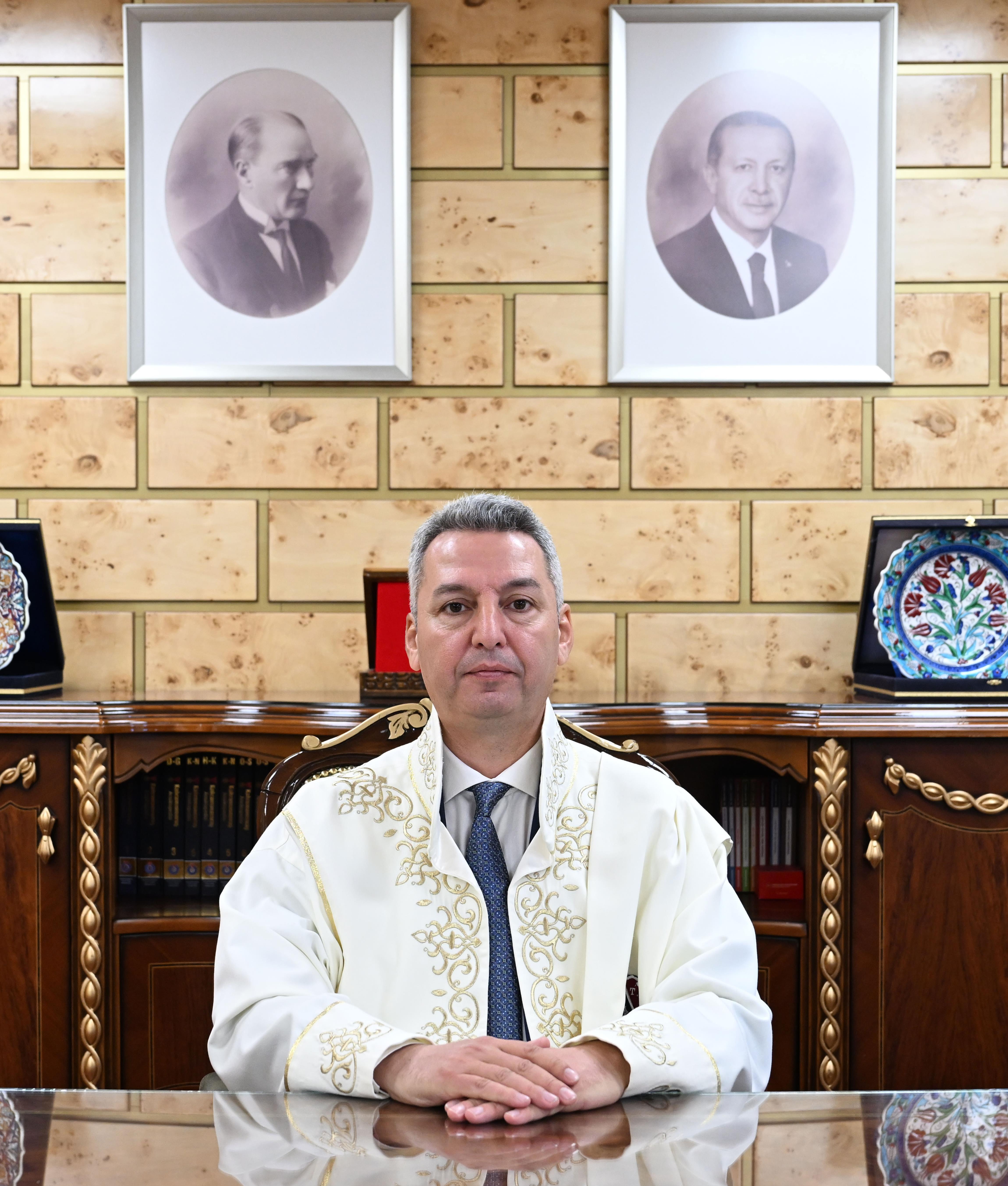 Rektörden Mesaj